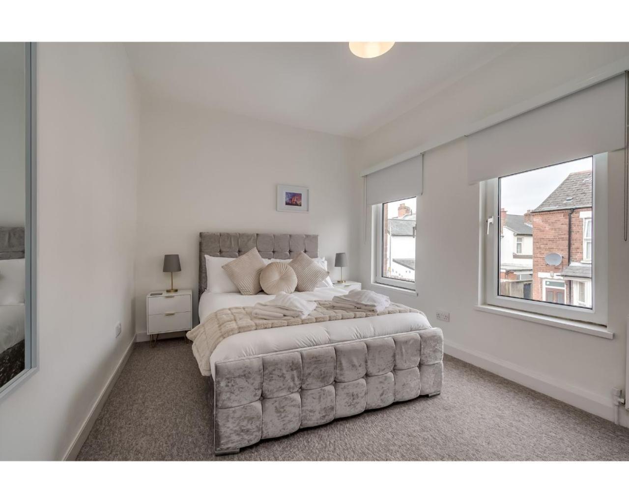 Central Belfast Apartments Chic Luxe R&R 객실 사진