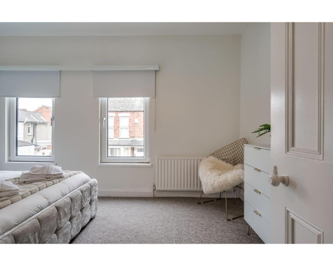 Central Belfast Apartments Chic Luxe R&R 객실 사진