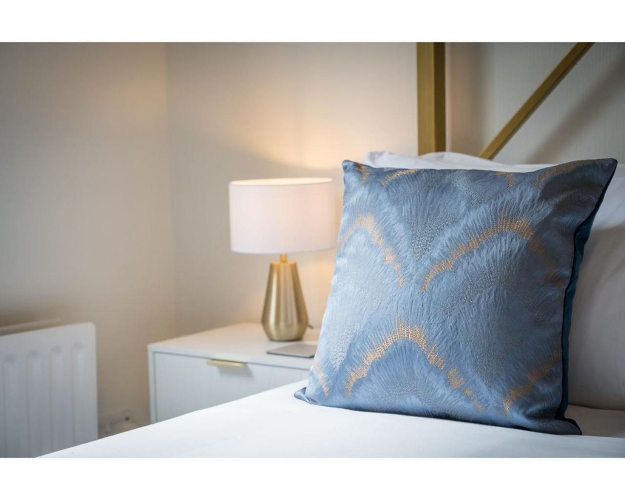 Central Belfast Apartments Chic Luxe R&R 객실 사진