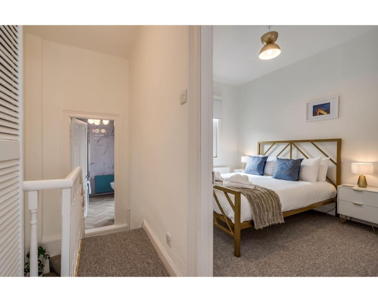 Central Belfast Apartments Chic Luxe R&R 객실 사진